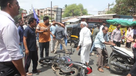 nashik youth, beaten up in love case