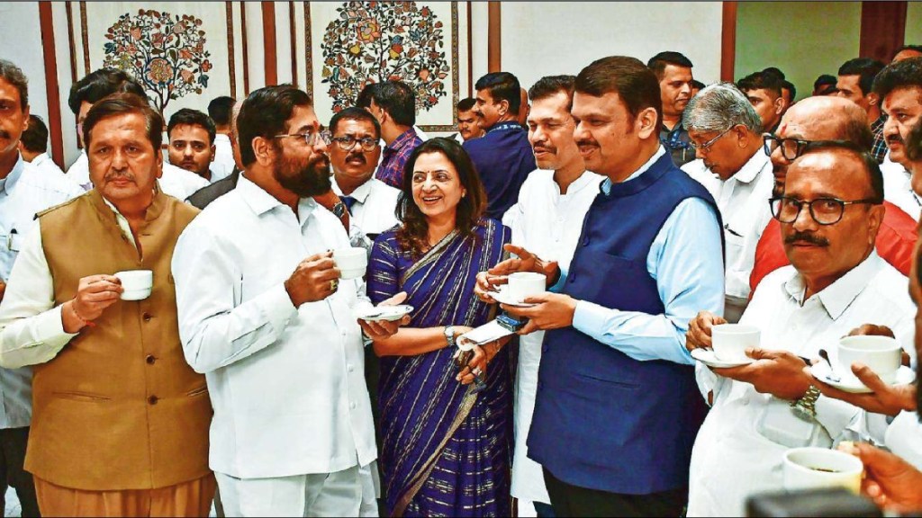 maharashtra government approves to borrow loan from asian development bank for cm gram sadak yojana