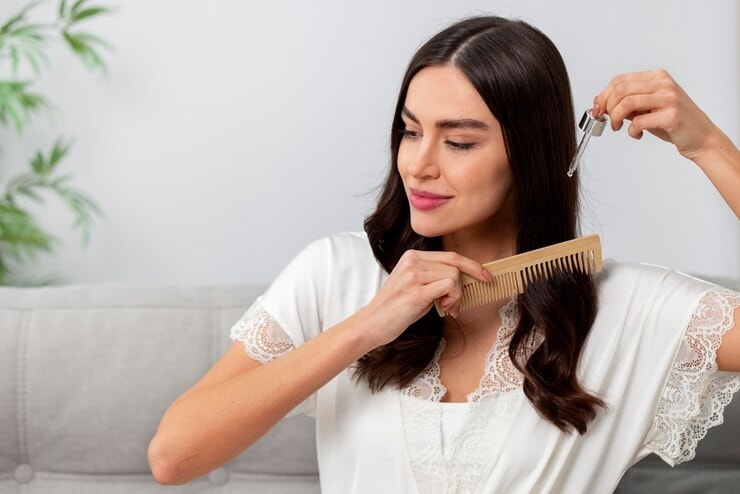 diy monsoon haircare onion juice to get rid of dandraff in marathi 