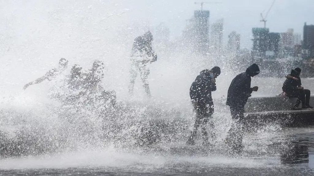 22 high tides during the monsoon season