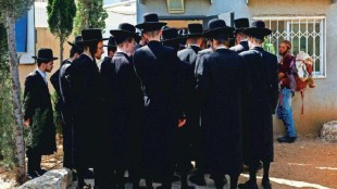 israeli supreme court order ultra orthodox must serve in military