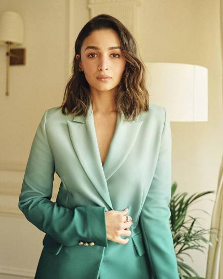 Alia Bhatt Film Fees Charge