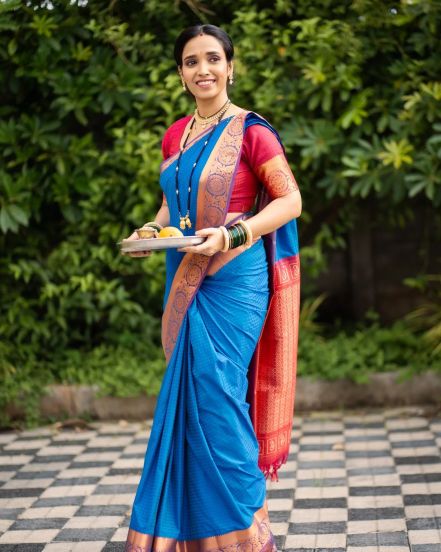 marathi-celebrities-celebrated-first-var-purnima-after-marriage