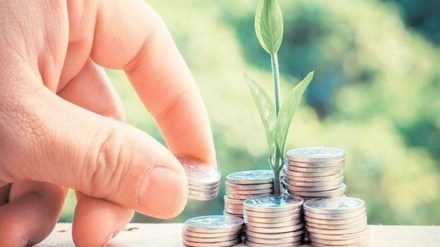 Hybrid multi asset category best in volatile markets