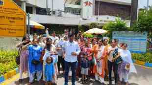 thane, Protests, Protests Erupt in Thane against RTE Mandated Free Materials, right to education, Private Schools Fail to Provide RTE Mandated Free Materials, RTE Mandated Free Materials,