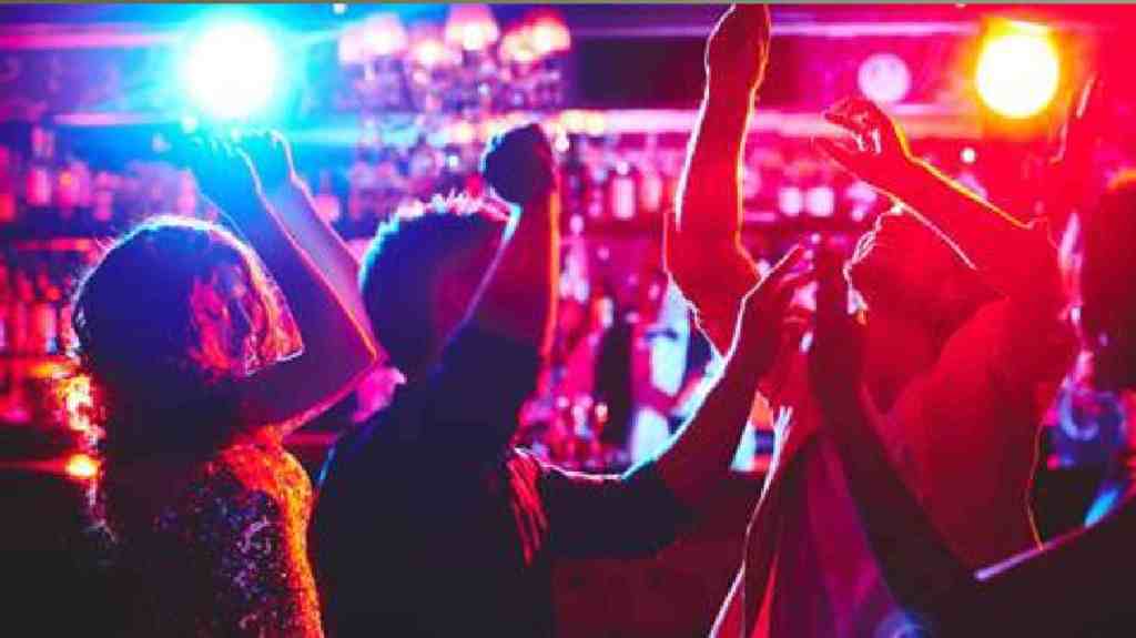 pune Municipal Corporation, pune Municipal Corporation take action against Unauthorized Constructions pubs, 23 authorized pubs in pune, pune news,
