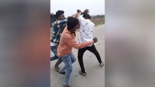 At Gandhinagar in Digras taluka sand smugglers attacked the kotwal along with Talathi Yavatmal