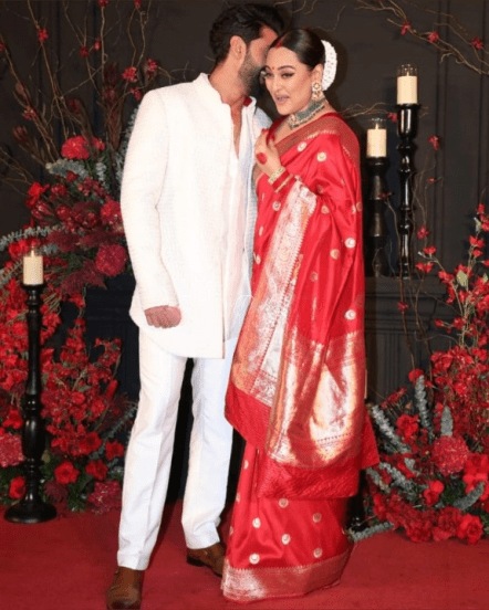 sonakshi sinha zaheer iqbal education