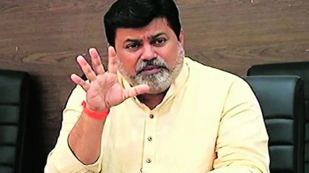 Shiv Sena bow and arrow symbol Lok Sabha Elections Eknath Shinde Uday Samantha Shiv Sena bow and arrow symbol Lok Sabha Elections Eknath Shinde Uday Samantha