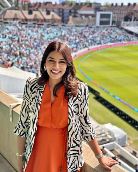 sanjana-Ganesan-jasprit-bumrah-net-worth-sports-anchor