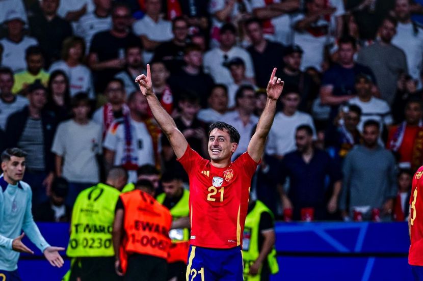 wimbledon-tournament-2024-Carlos Alcaraz-spain-wins-euro-2024-cup
