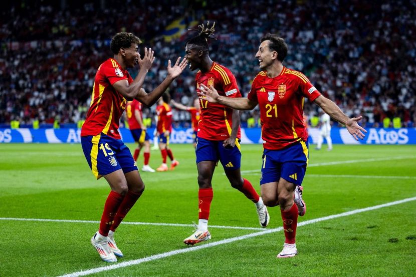 wimbledon-tournament-2024-Carlos Alcaraz-spain-wins-euro-2024-cup
