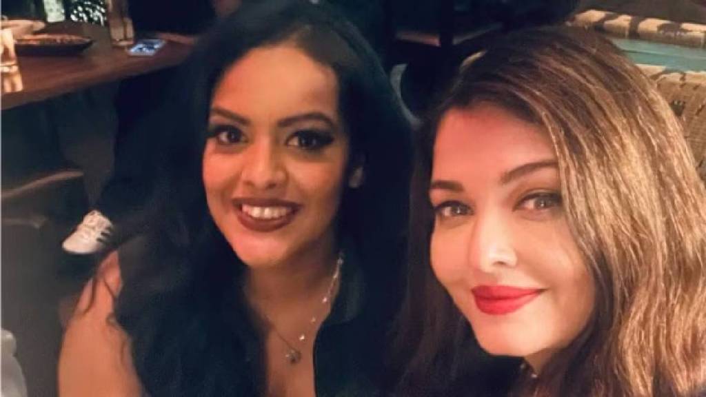 Aishwarya Rai Bachchan holidays in USA sans Abhishek Bachchan, catches up with a fan See pics