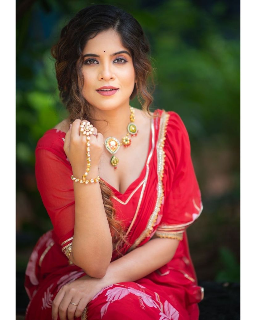 Amruta Deshmukh Red Readymade Saree