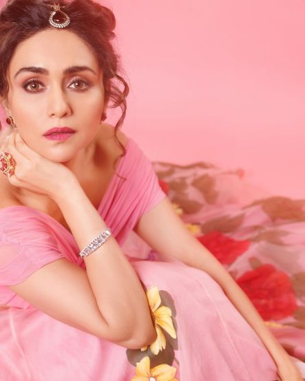 Amruta Khanvilkar Pink Floral Skirt