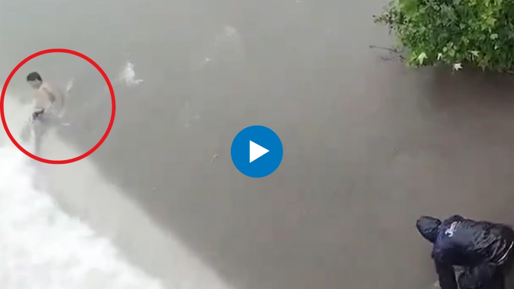 A 32-year-old youth was swept away by the flow of Sheldi Dam in Khed