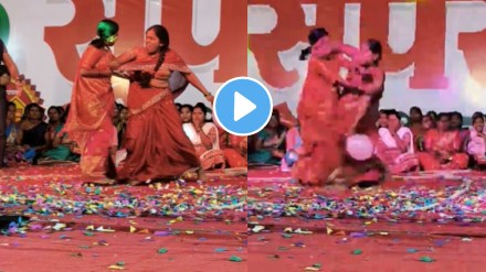 khel paithanicha two women fighting for pathani Game see funny video