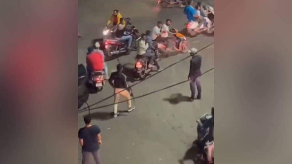 Fake police, threatening citizens, Fake police, threatening citizens,