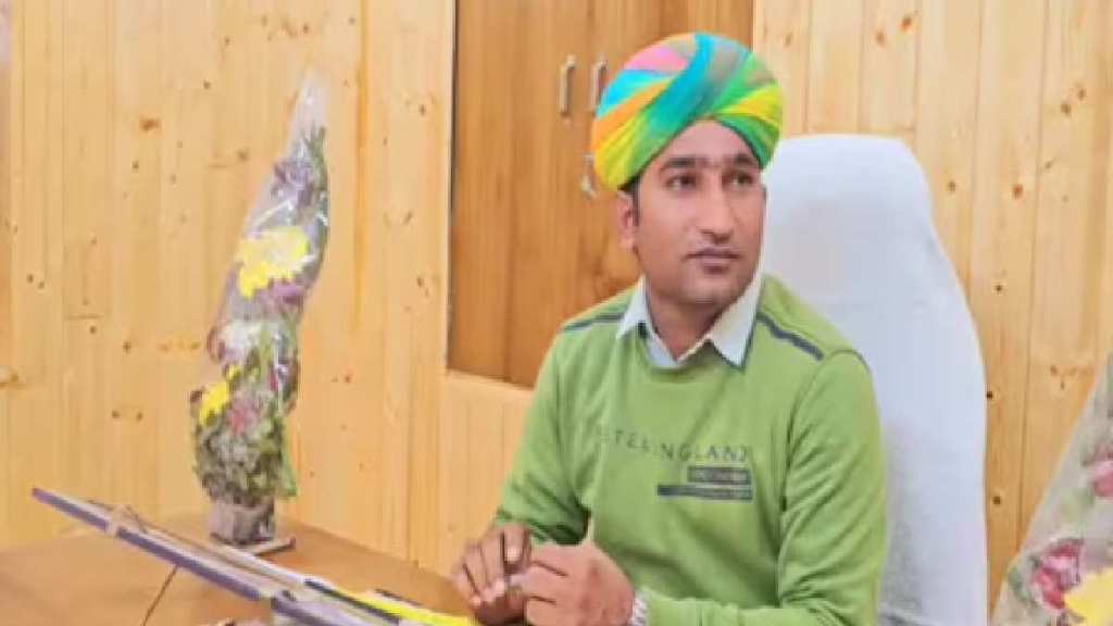 Success Story A man selling vegetables for family Success Story A man selling vegetables for family