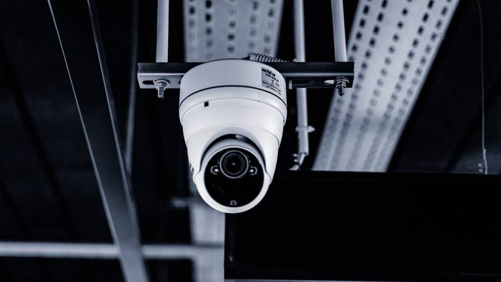 cctv camera, Thane station,