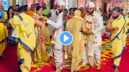 Guruji danced after the bride and groom marriage