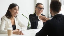 हमखास मिळेल नोकरी! फक्त मुलाखतीदरम्यान ‘या’ सात गोष्टी न चुकता सांगा