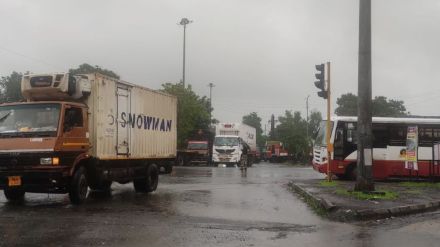 When will Security Guards Wardens get Raincoats in Panvel