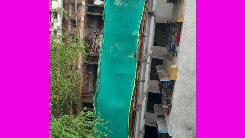 construction of illegal building in azde village near dombivli construction of illegal building in azde village near dombivli