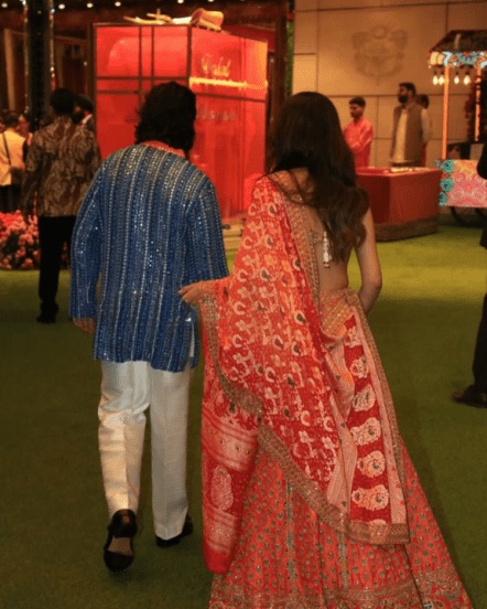 Bollywood actress janhvi Kapoor with her boyfriend attend anant ambani Radhika mameru ceremony