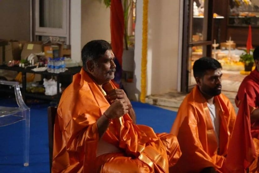 mukesh ambani pandit ji