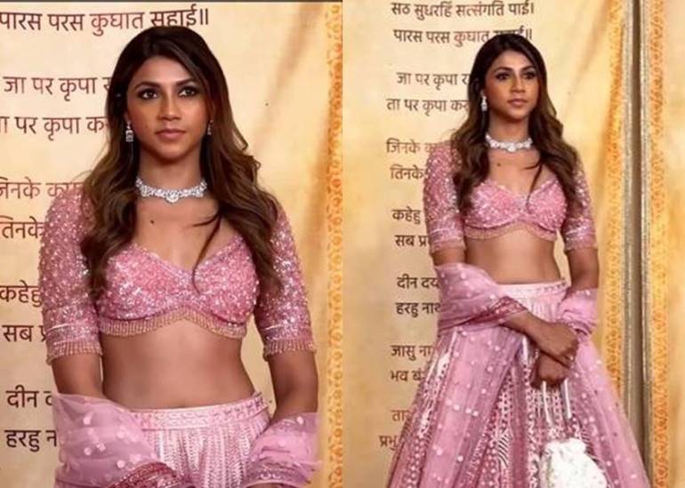 Who is a beautiful yoga teacher in Bollywood?