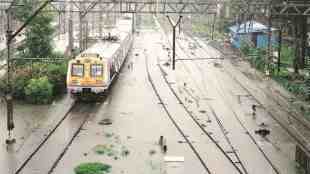 Mumbai rains, heavy rain, visibility, local train services, motormen, speed reduction, delays, low lying areas, flooding, Thane, rivers overflow, disrupted life, Central Railway, CSMT, Belapur, Panvel route, Western Railway, train delays, Mumbai news, Mumbai monsoon, loksatta news,