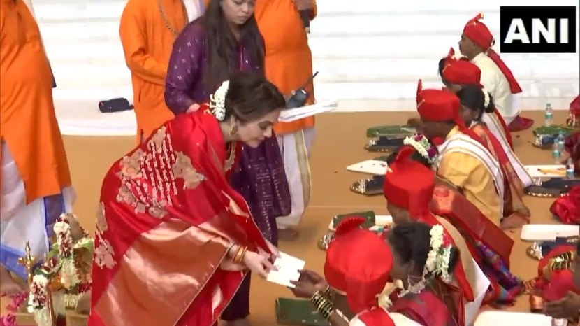 nita-mukesh-ambani-samuhik-vivah