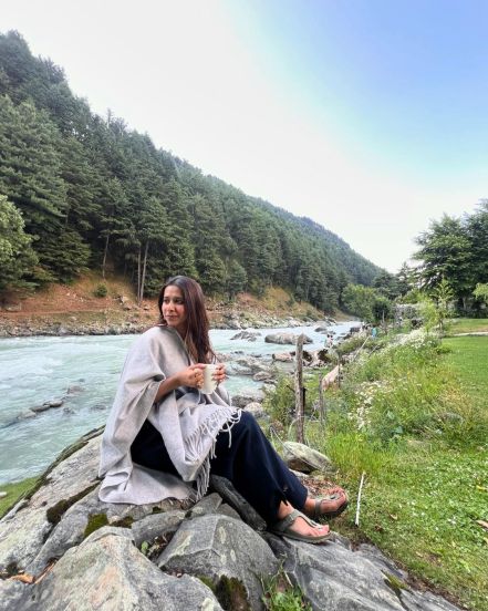 shreya-bugde-kashmir-trip