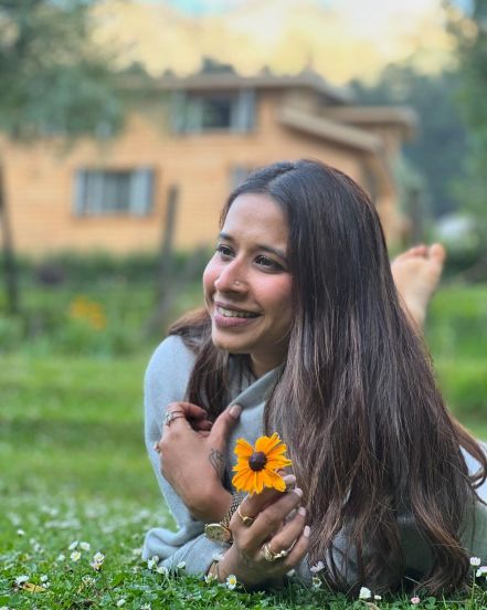 shreya-bugde-kashmir-trip
