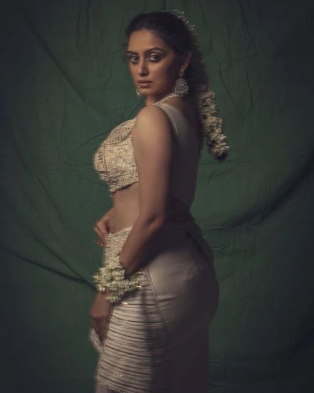 shruti-marathe