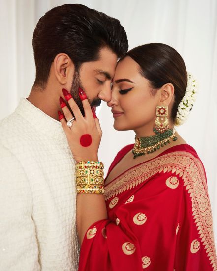 sonakshi-sinha-zaheer-iqbal-unseen-wedding-photos