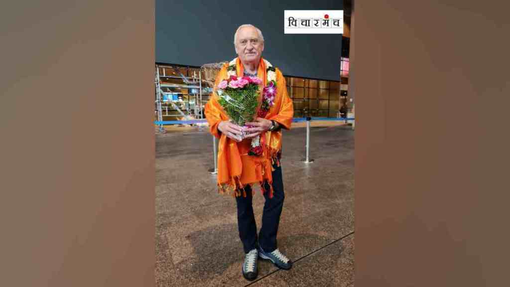Mountaineer Krzysztof Wielicki, Krzysztof Wielicki, Krzysztof Wielicki in mumbai, Girimitra Sammelan, Mulund s Girimitra Sammelan, Mount Everest, Hindu Kush mountain range, vicharmanch article
