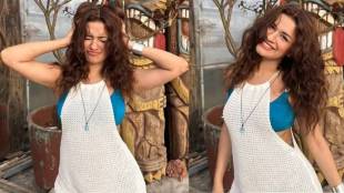 Avneet kaur pictures, Avneet Kaur Naughty Style