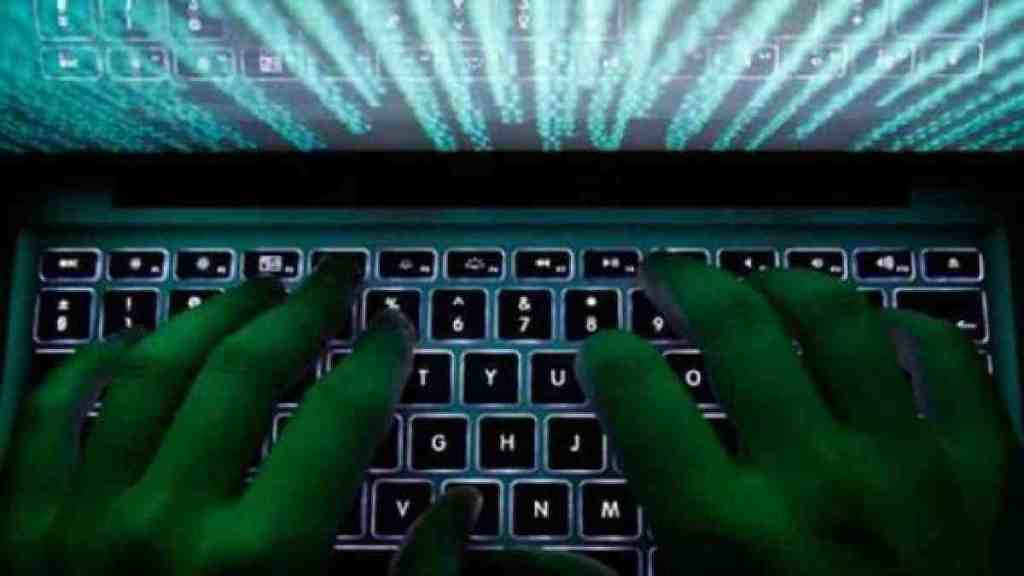 Pune, cyber theft, fraud, stock market scam, virtual currency, online task scam, Kondhwa Police Station, Hadapsar Police Station, Bibwewad