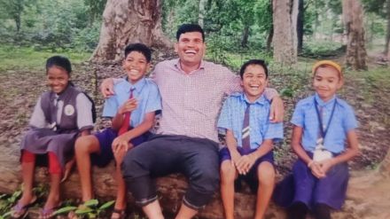 National Teacher Award to Mantayya Bedke who introduced education in the stronghold of Naxalites