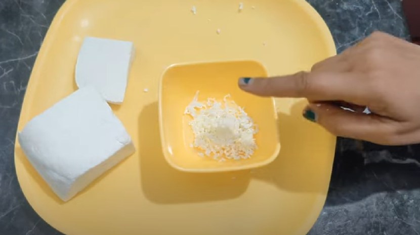 kitchen jugaad video marathi toothpaste on paneer use for skin cleaning