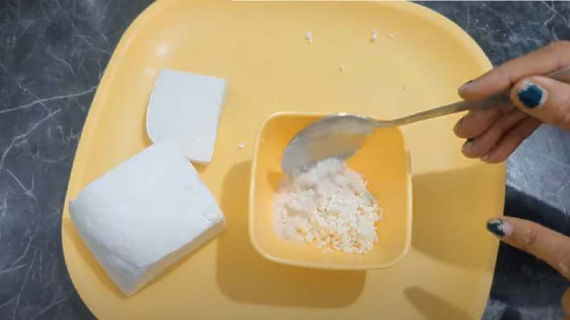 kitchen jugaad video marathi toothpaste on paneer use for skin cleaning