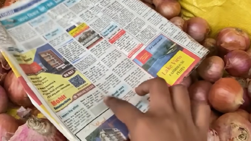 kitchen jugad video easy ways to prevent onion rot during monsoon