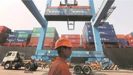 Union Minister Of port and shipping approved wage hike of port and dock workers