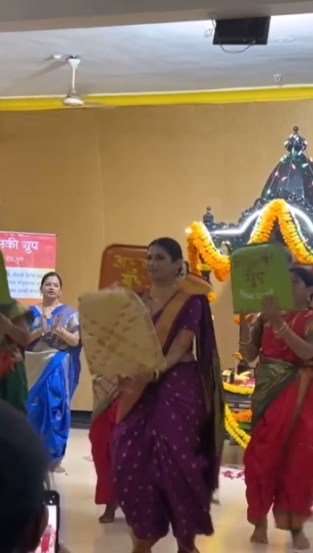 यावेळी स्वरदा मंगळागौरीचे खेळ खेळताना पाहायला मिळाली.