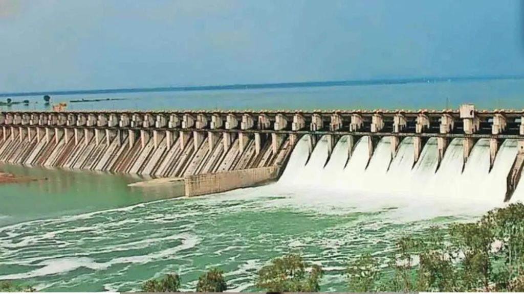 Ujani Dam is now moving towards hundred percent water storage