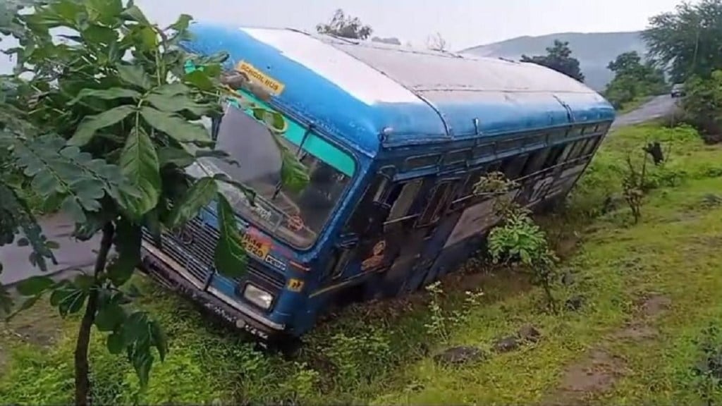Nashik-Kanashi bus, Nashik-Kanashi bus accident,