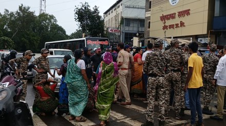 satara A minor girl commits suicide