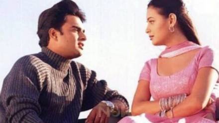 rehnaa hai terre dil mein releases again in the theatres